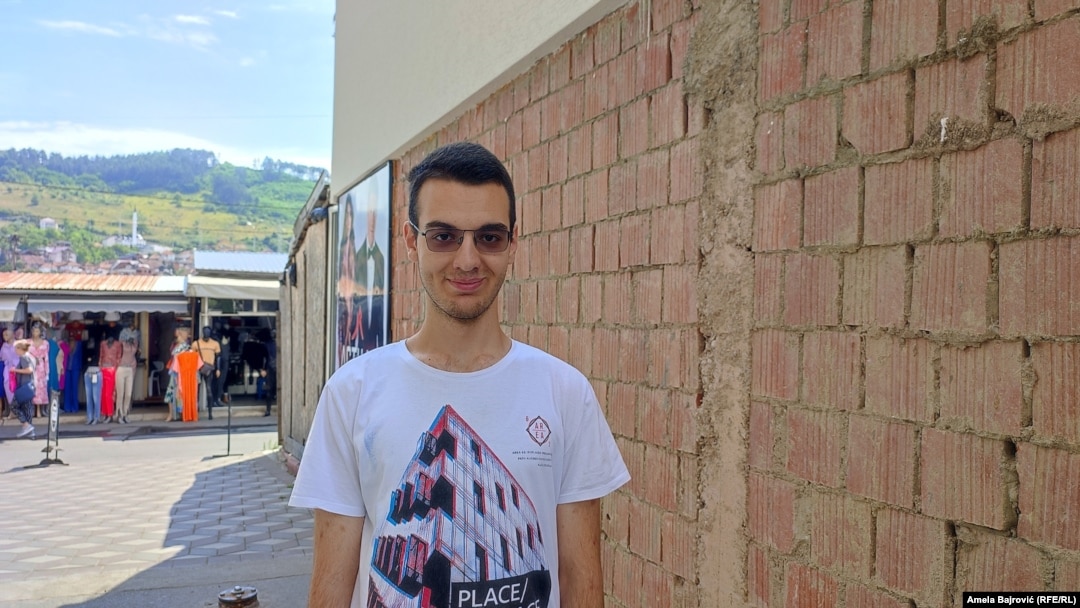 Omer Mihović očekuje da će studiranjem na Oksfordu dobiti najkvalitetnije obrazovanje, jer je, kako kaže, njihova katedra za biohemiju najbolja u Evropi.