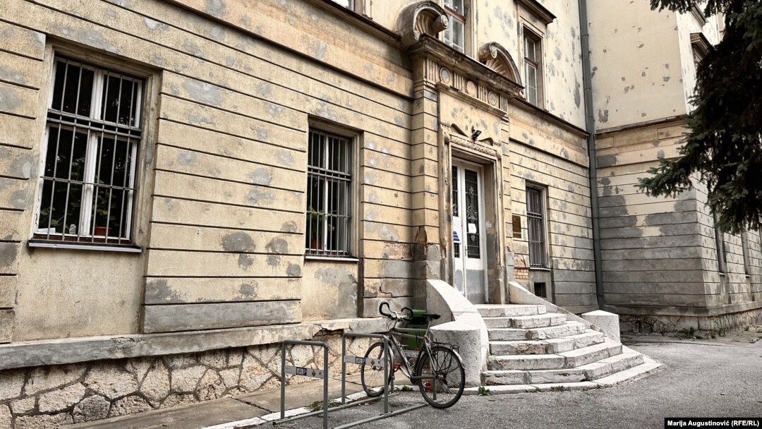 Objekat u kojem se nalazi Nacionalna i univerzitetska biblioteka BiH, Sarajevo, 21. avgust 2024.