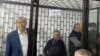 Атамбаев соттук отурумдарга мажбурлап алып келип жатышканын айтты 