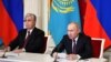 Токаєв заявив Путіну, що Росія – «стратегічний партнер», попри розбіжності щодо війни в Україні