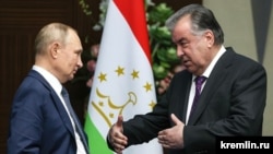 Владимир Путин и Эмомали Рахмон. Астана, 14 октября 2022