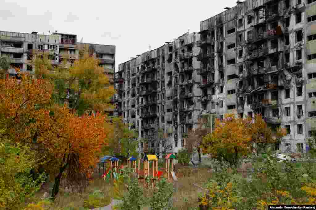 Мариупольде соғысқа дейін 431 мың адам тұрған. Қазір қалада халықтың ширегі ғана қалған. 