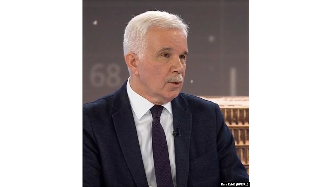 Mladen Vedriš, ekonomista
