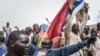 Zastave Rusije i Malija na demonstracijama u Bamaku protiv prisustva Francuske u Maliju, 27. maj 2021.