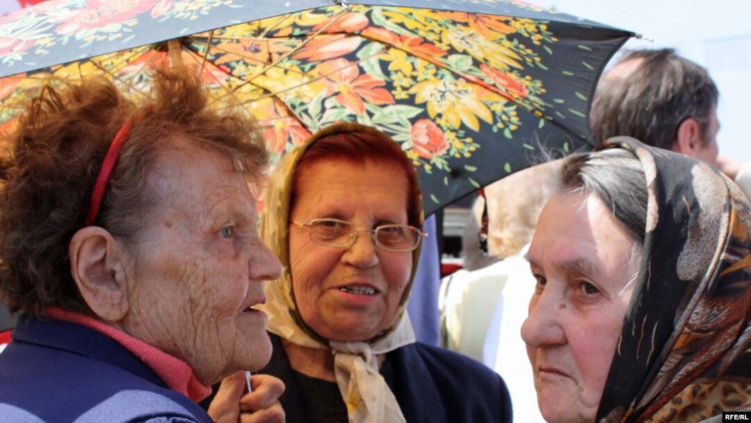 Moldovan women at a Communist-organized demonstration in Chisinau on May 1