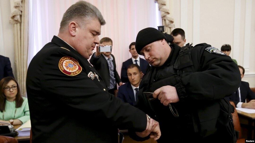 Затримання голови ДСНС Сергія Бочковського під час засідання уряду, 25 березня 2015 року