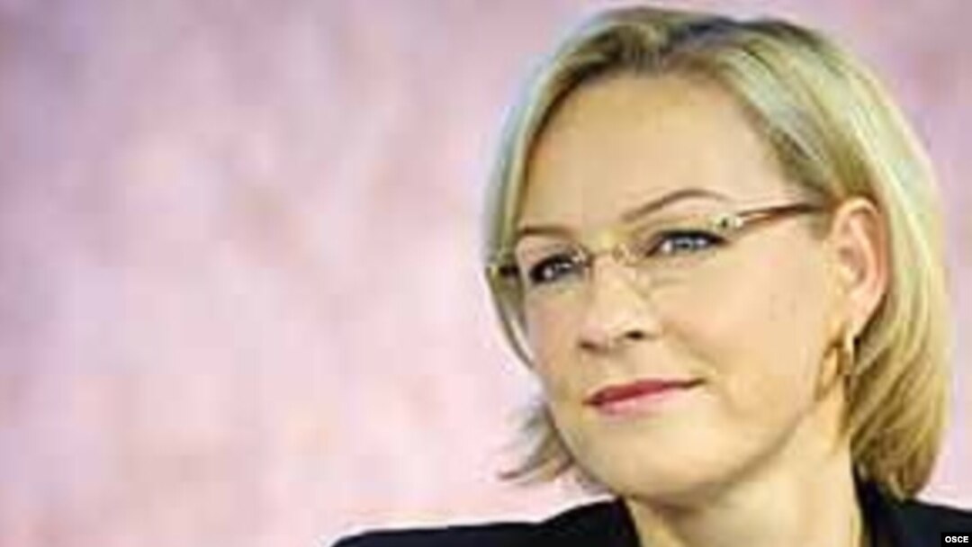 Eva Biode deyib ki, insan alverinə qarşı mübarizə ilə təkcə polis məşğul olmamalıdır