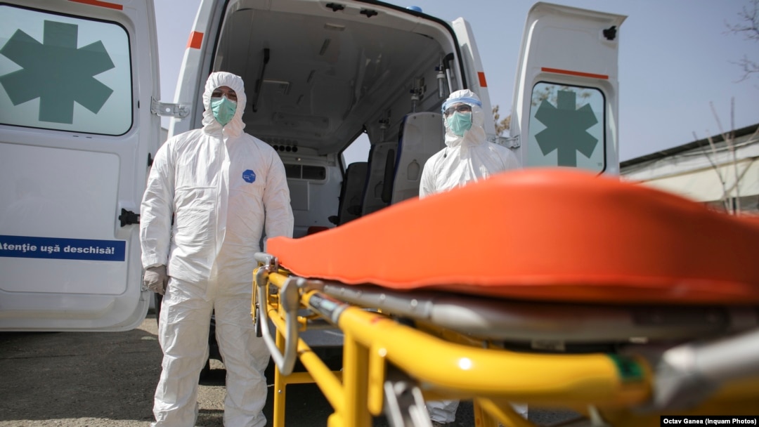 Coronavirus, medici ambulanță