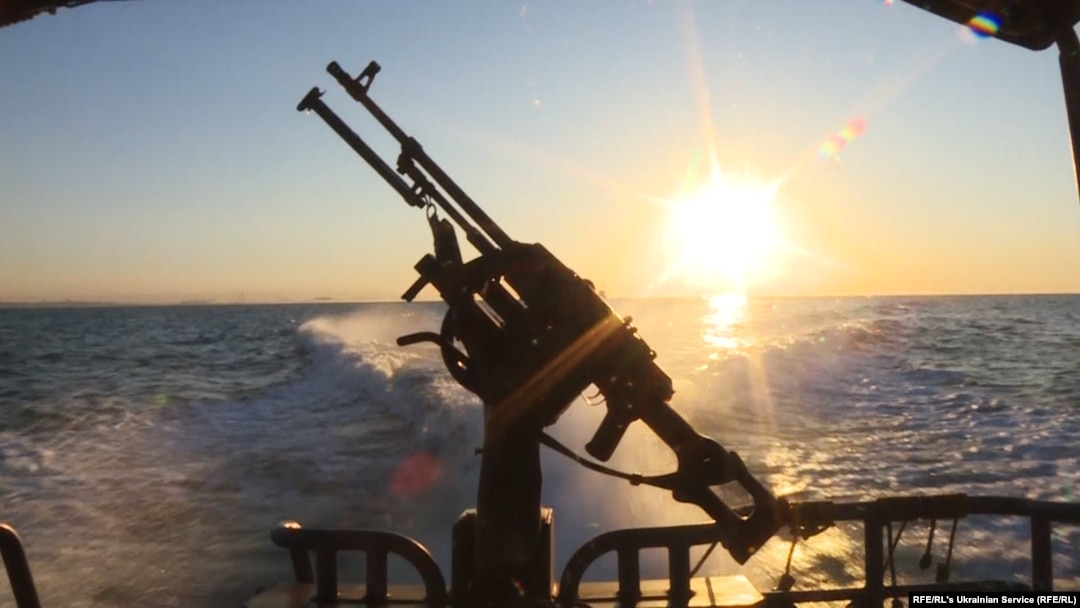 Військова напруженість зростає в Азовському морі
