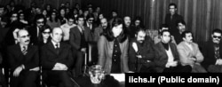 در دادگاه گلسرخی و همراهانش در حال ارائه دفاعیه