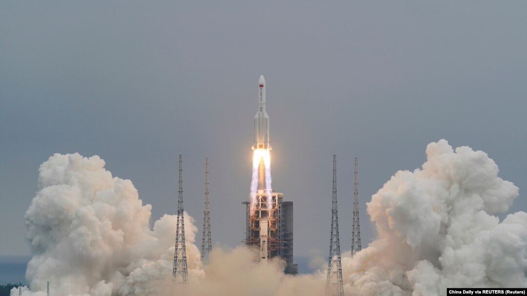 Lansiranje rakete Long March 5 u Venčangu (29. april 2021.)