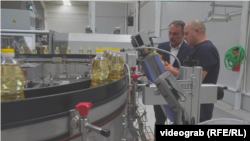 Zašto tvornice na Kosovu ostaju bez radnika dok IKT sektor cvjeta?