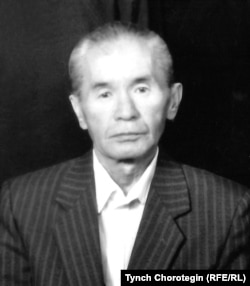 Профессор Ө. Караев