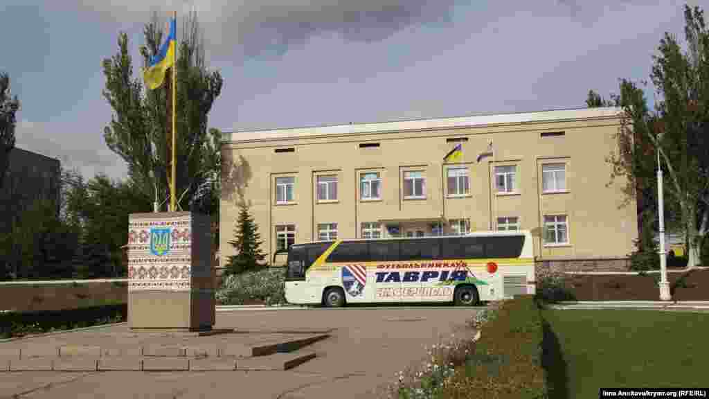 Жителі Берислава тепер бачитимуть футбол частіше, а сімферопольську «Таврію» вже вважають цілком своєю командою