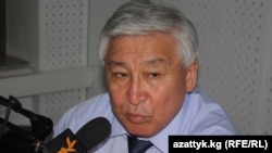 Кубатбек Байболов, парламенттин экс-депутаты.