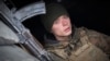 <strong>&laquo;Анархіст&raquo;</strong><br />
<br />
Його Радіо Свобода зустріло на передових позиціях під Маріуполем. Він матрос морської піхоти.&nbsp;<br />
<br />
Про те, як і де готують таких офіцерів, як він, можна почитати <a href="https://d2txenin70eq63.cloudfront.net/a/29465604.html" target="_blank">тут</a>.&nbsp;