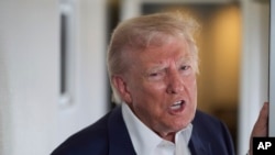 Predsjednik Sjedinjenih Država Donald Trump, 25. april 2025.