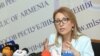 Манэ Тандилян объявила голодовку на площади Свободы 