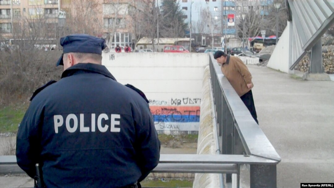 Pripadnik Policije Kosova u Mitrovici