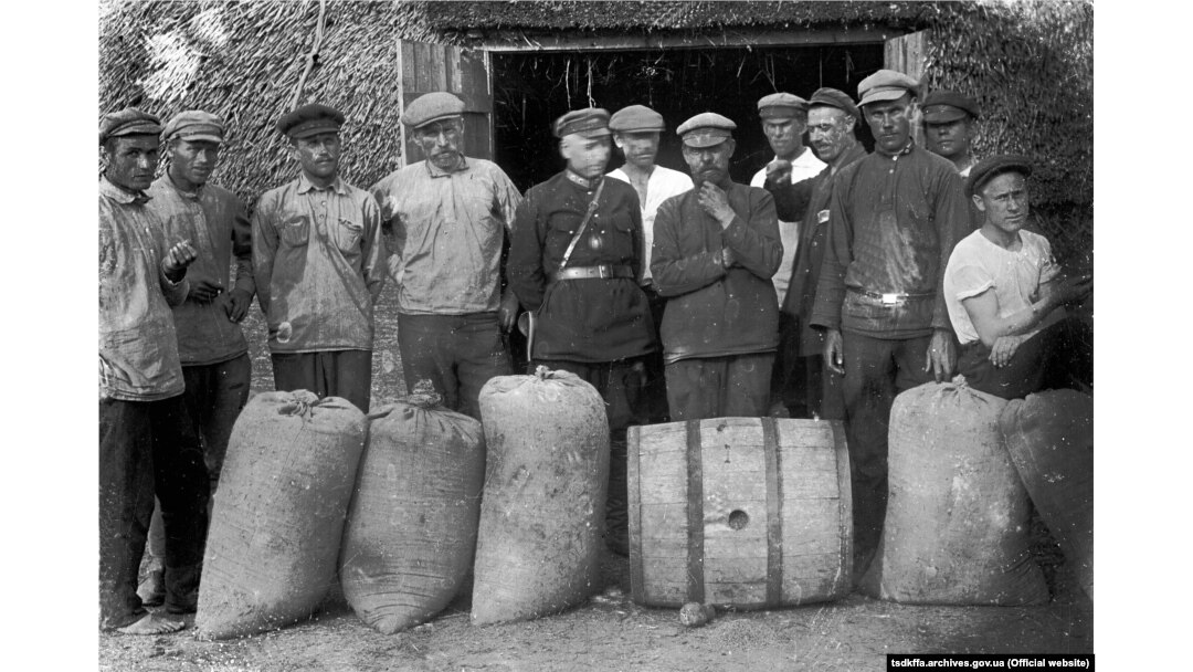 Донецьке село Удачне та Голодомор 1932–33 років у фотографіях Марка Залізняка