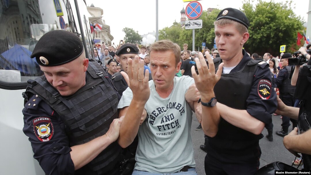 În 2019, Navalnîi a fost reținut la protestul de sprijin pentru jurnalistul Ivan Golunov, aflat în închisoare.