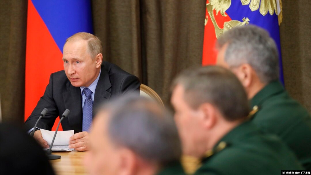 Президент Росії Володимир Путін проводить нараду з військовими, травень 2018 року, ілюстративне фото
