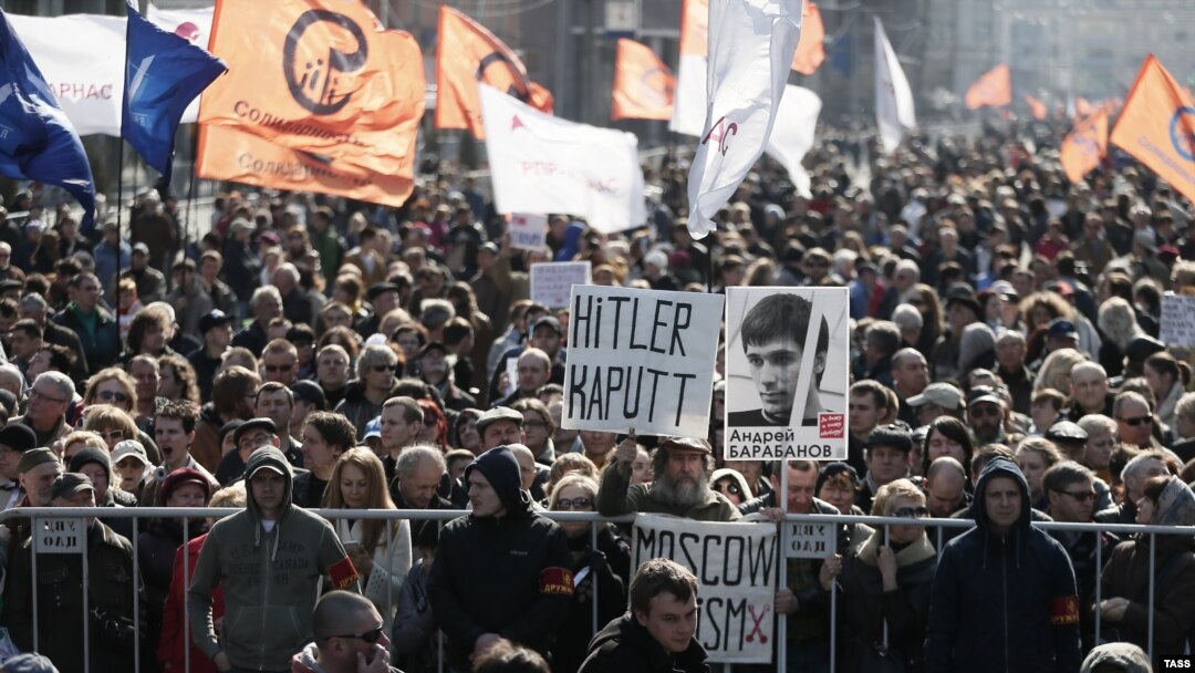 An opposition rally dubbed a "March of Truth," to defend freedom of speech and support Russian independent media was held in Moscow on April 13.