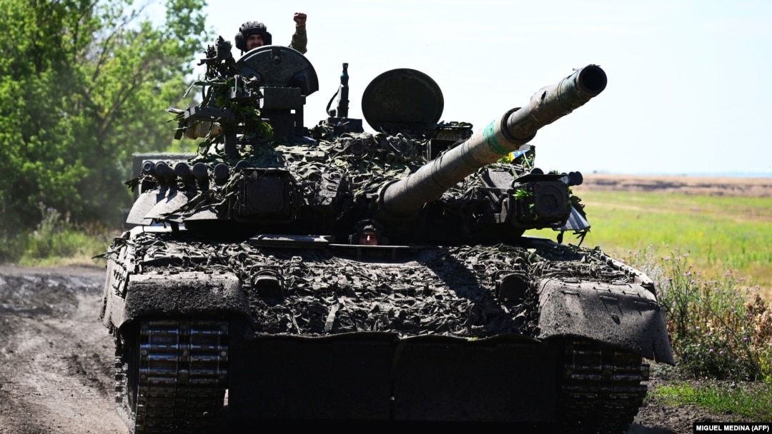Найбільших втрат російська армія зазнала на Краматорському напрямку, кажуть українські військові (на ілюстраційному фото танк ЗСУ на сході України)
