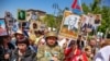 "Өлбөс полк": Борбор Азия үчүн кыйын тандоо