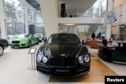 Bentley შოურუმში მოსკოვში. 2016 წელი