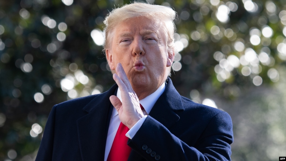Президент США Дональд Трамп розмовляє з пресою перед поїздкою до Індії,. Вашингтон, 23 лютого 2020 року