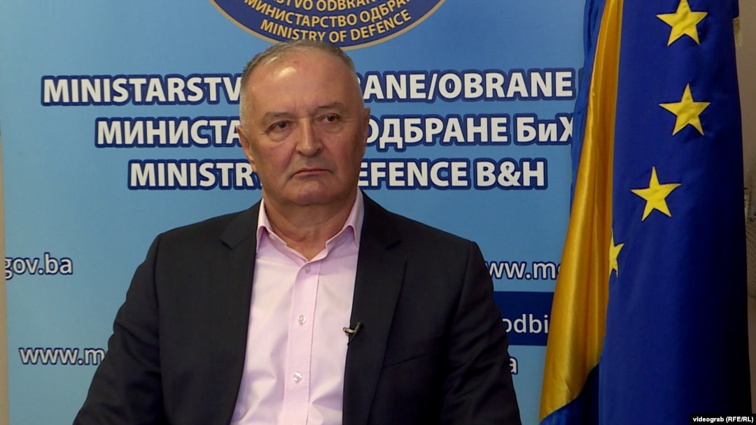 Zukan Helez, ministar odbrane BiH