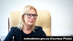 Омбудсмен Людмила Денісова 