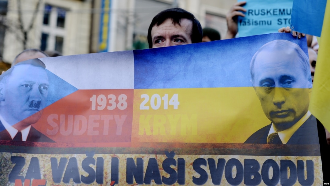 Акція протесту у столиці Чехії проти збройної агресії Росії у Криму. Прага, 8 березня 2014 року