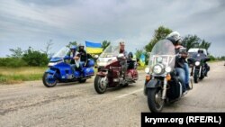 Участники «Мотопробега Единства», админграница с Крымом, 28 июля 2018 года