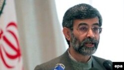 آقای الهام می گوید که اطلاعات باید از مراجع رسمی اعلام شود.