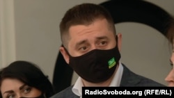 На думку Давида Арахамії, може розглядатися застосування ліків із медичного канабісу у вигляді крапель чи олій, зокрема для допомоги онкохворим або при посттравматичному синдромі. Однак його фракція це питання ще не обговорювала