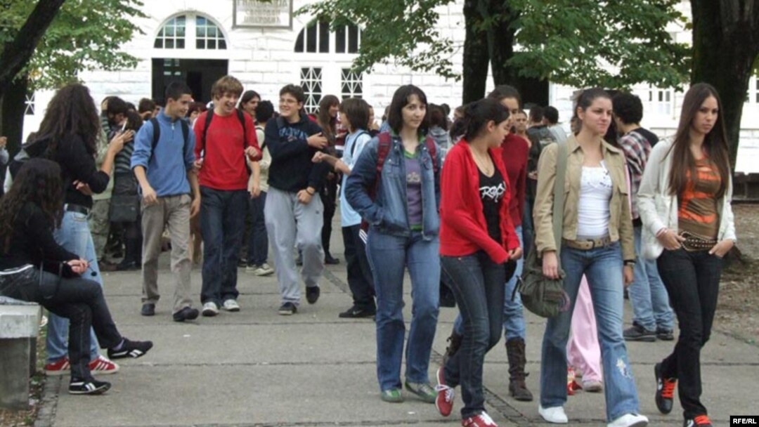 Učenici srednje škole, foto: Savo Prelević