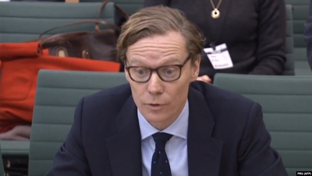 Голова Cambridge Analytica Александр Нікс