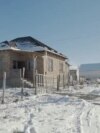 "Камчыбек Ташиевден жардам сурайм". Зомбулукка кабылган Мырзайымдын арыз-муңу 