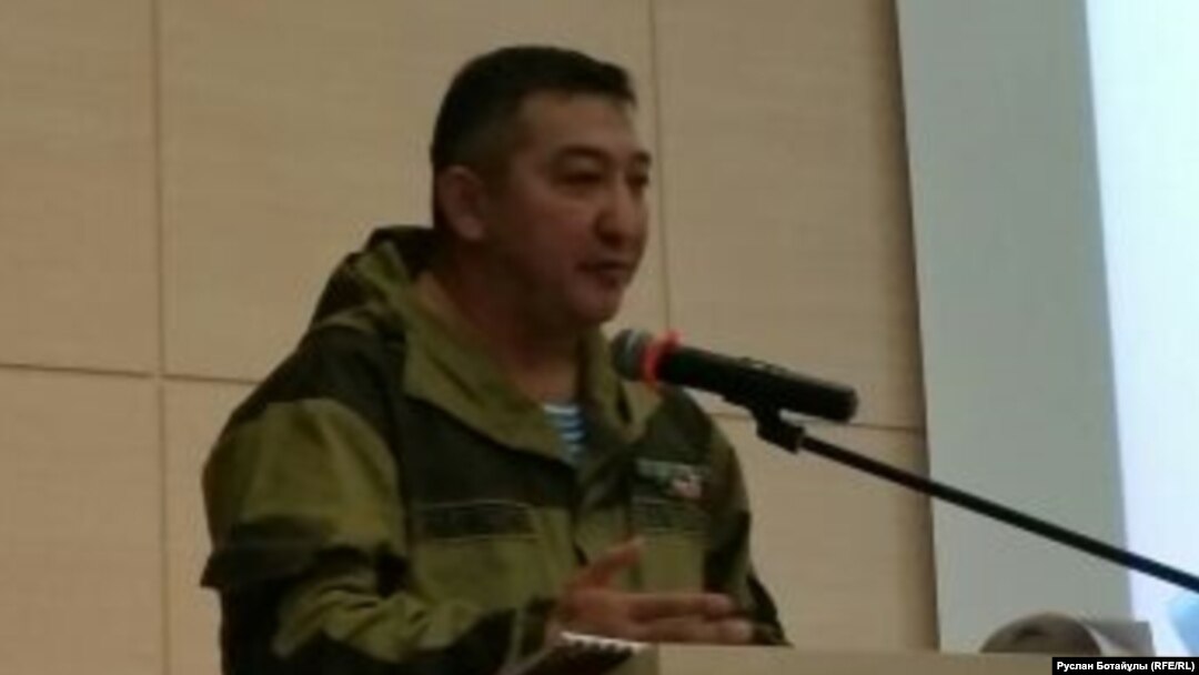 Председатель «Союза ветеранов-участников боевых действий на Таджико-Афганской границе» Мурат Мухамеджанов. Астана, 4 ноября 2015 года.