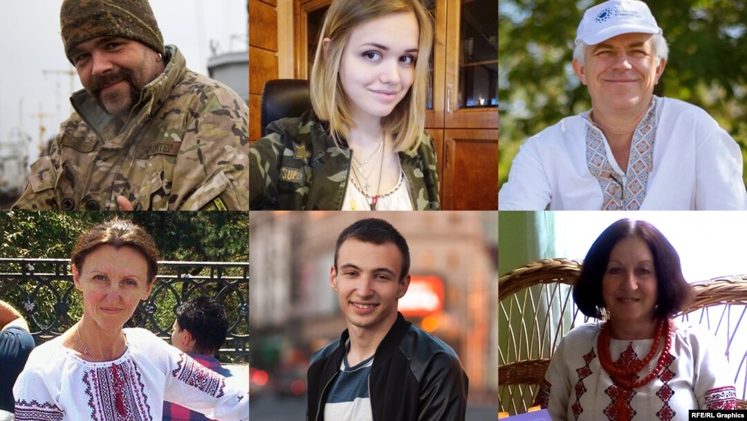 Вони перейшли у спілкуванні на українську мову 
