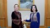 Саида Мирзиёева ва Ўғулжаҳон Атабаева. Арқадағ шаҳри, Туркманистон. 29 март, 2025 йил. 