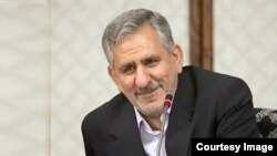 اسحاق جهانگیری می‌گوید که آقای روحانی سوگند خورده تا مسائل را با عقل و تدبیر پیش ببرد 