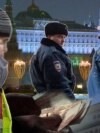 Миңдеген мигрант Кремлдин "кара тизмесинен" кантип чыгат? 