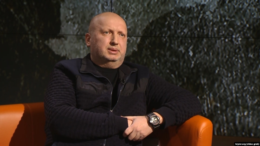 Турчинов: ніхто команди «збивати» не давав. Але я вимагав посадити вертоліт і доставити Януковича до Києва