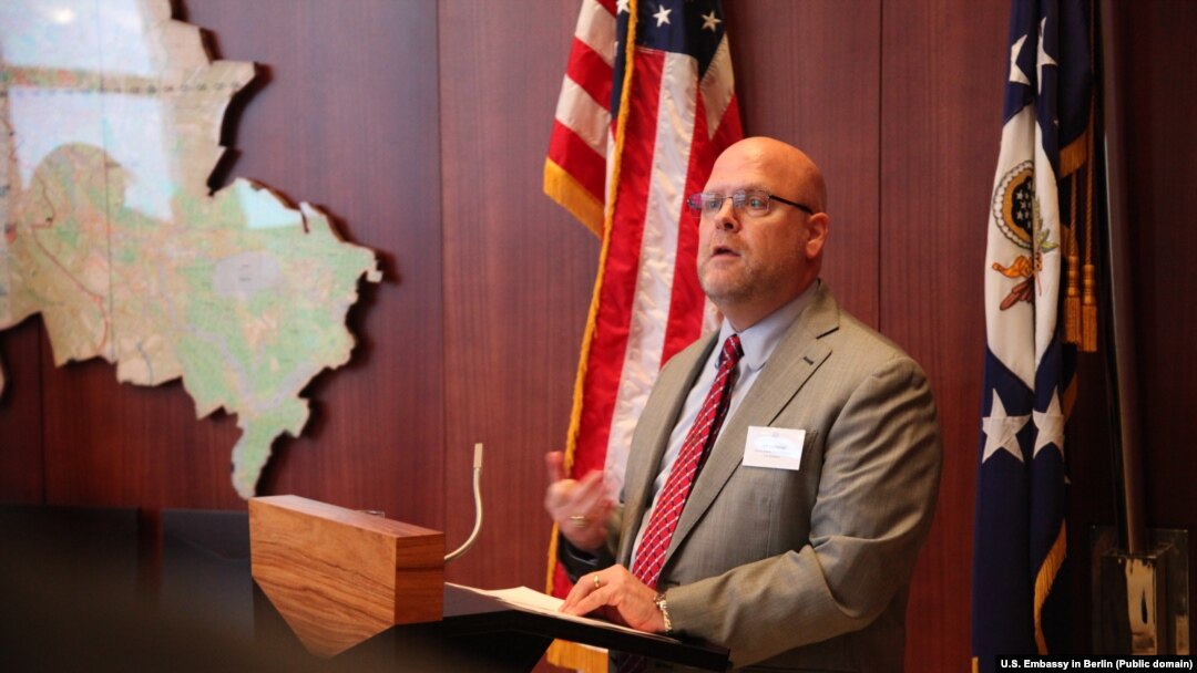 Američi ambasador na Kosovu