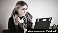 Вікторія Рощина була авторкою серії репортажів для Радіо Свобода, також співпрацювала з «Українською правдою», hromadske, «Українським радіо», «UA:Перший» і «Цензор.нет»