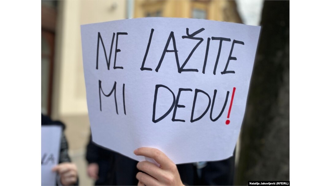 "Ne lažite mi dedu" na protestu u Subotici, 30. januar 2025.