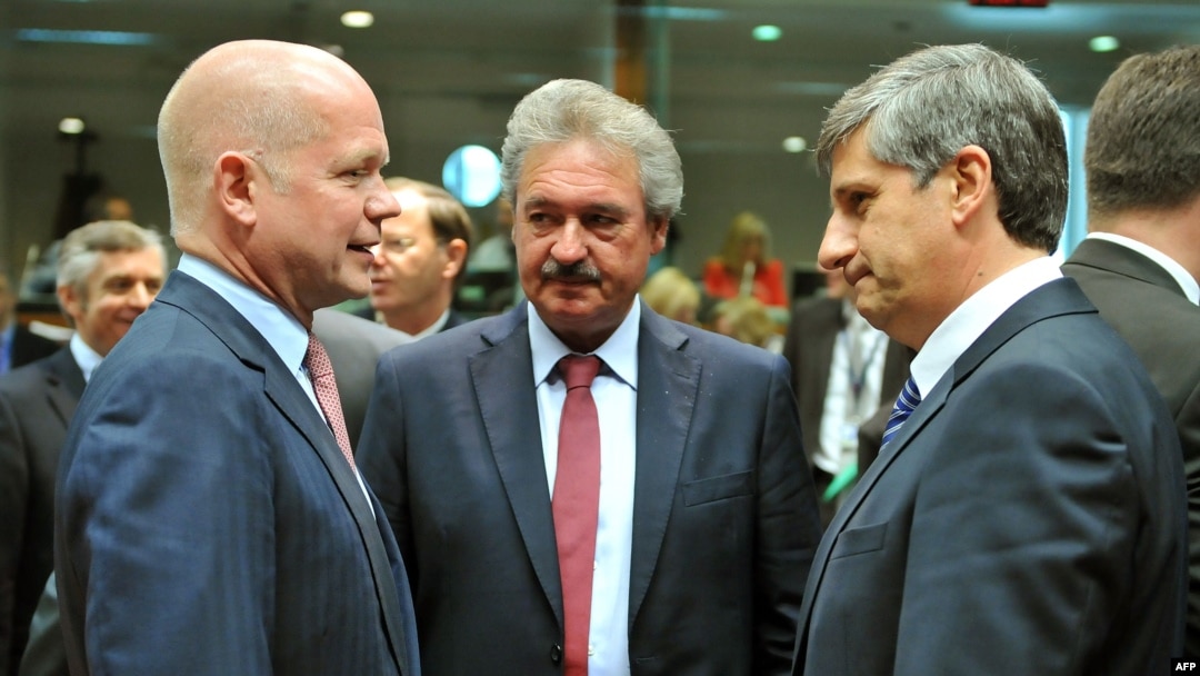 ევროკავშირის საგარეო საქმეთა მინისტრთა საბჭოს წევრები ბრიუსელში, სირიის საკითხზე გამართული შეხვედრის წინ (27 მაისი)